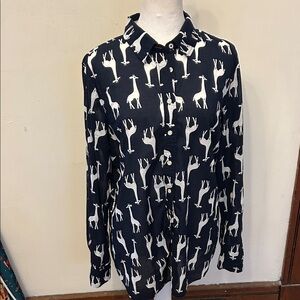 Talbots Navy Blue long sleeve Giraffe Print button front blouse Size L EUC
